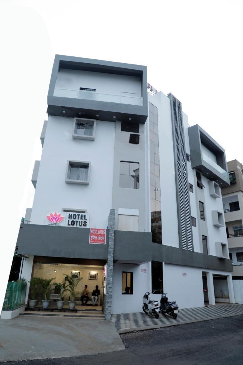 Hotel Lotus Chandrapur Buitenkant foto