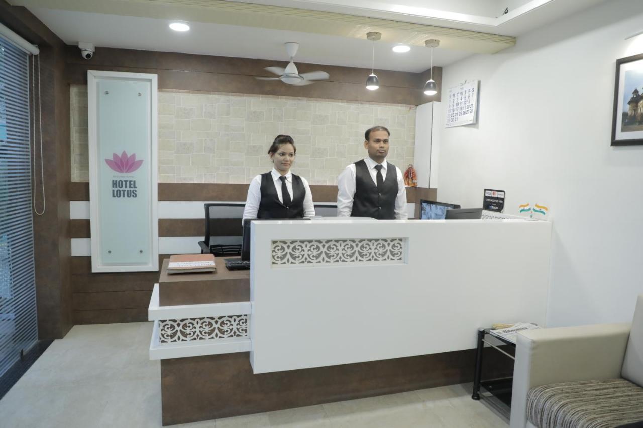 Hotel Lotus Chandrapur Buitenkant foto