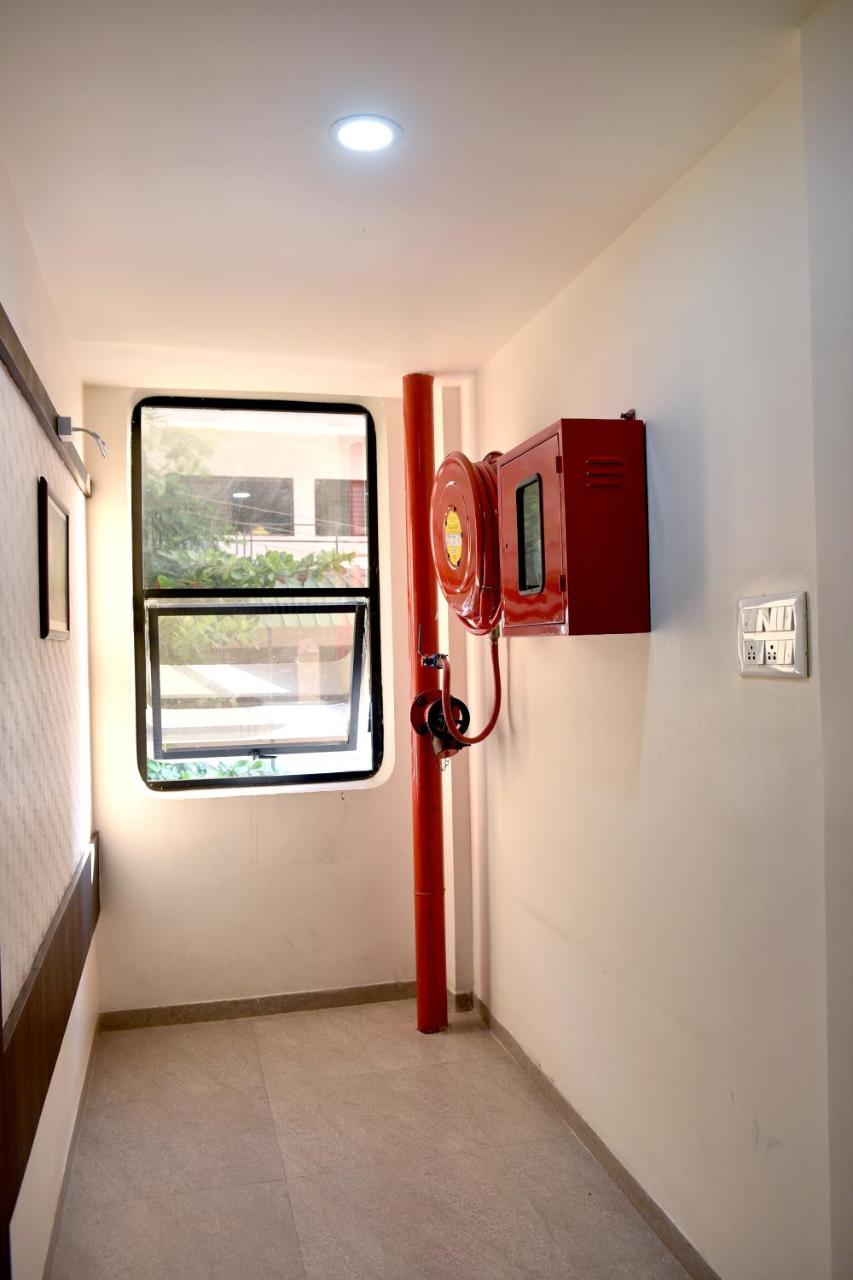 Hotel Lotus Chandrapur Buitenkant foto